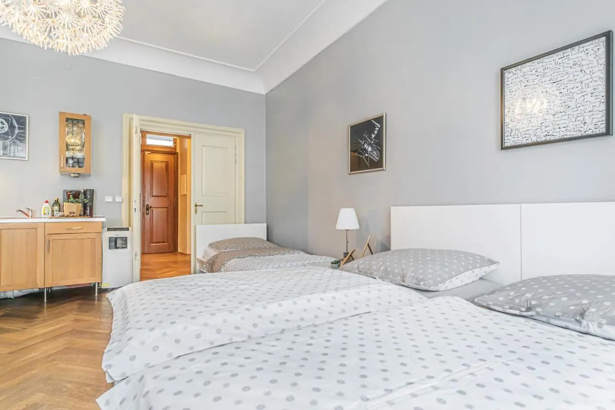 Apartamento Bright Studio Close To Charles Bridge And Prague Castle 0*,  República Checa