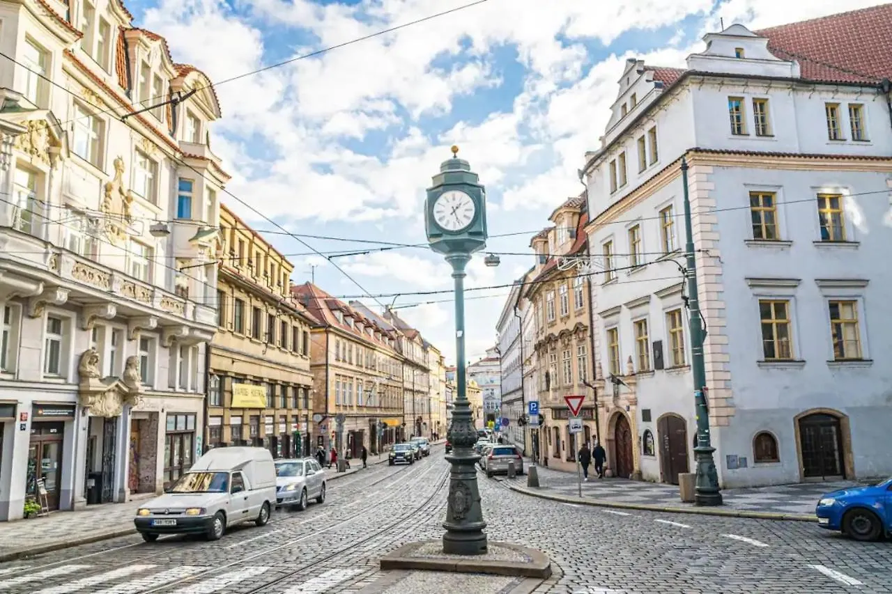Apartamento Bright Studio Close To Charles Bridge And Prague Castle República Checa